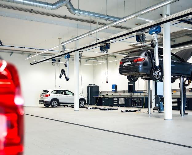 BMW in der Schweiz setzt auf DEA Möbel